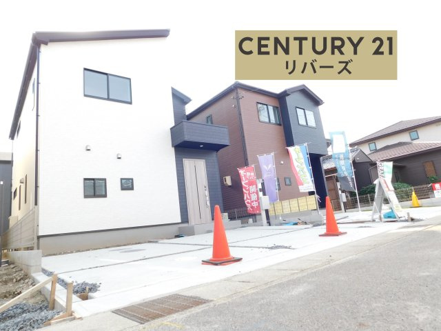 北名古屋市熊之庄屋形の新築一戸建の外観|☆２号棟☆　　ラスト２棟！！いつでもご案内出来ます♪（お問合せ当日、平日、水曜、夜間もＯＫ）　長期優良住宅♪　駐車らくらく並列２台ＯＫ！　南面に庭付き♪　続き間ＬＤＫ２１．２５帖♪　収納豊富なプラン♪