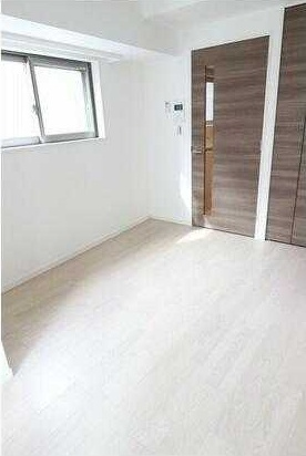 プリームス青柳の居間・リビング