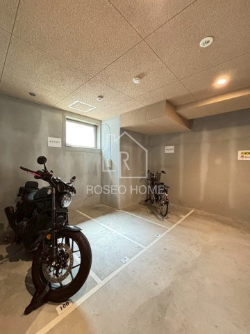 イグレック南本町の駐車場|同マンション別部屋：参考写真