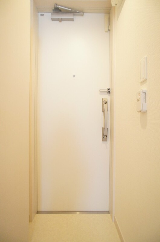 リブリ・湘南大船の玄関