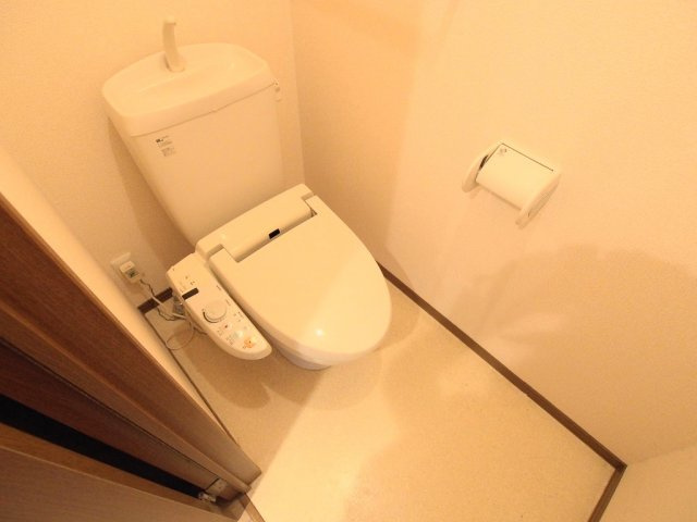 ウイングMISAWA VIのトイレ