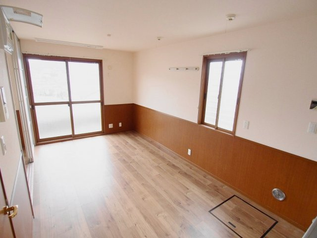 ウイングMISAWA VIの居間・リビング