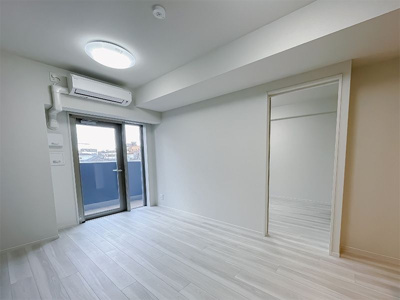 【洋室】 | フロンティアレジデンス錦糸公園 | 個人の部屋や寝室として使える洋室です