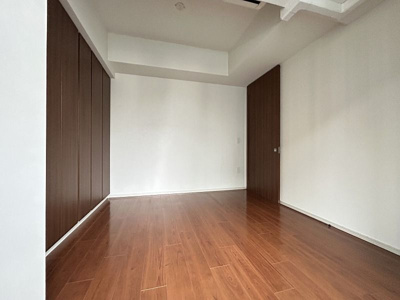 【洋室】 | ルネ神田和泉町 | 個人の部屋や寝室として使える洋室です