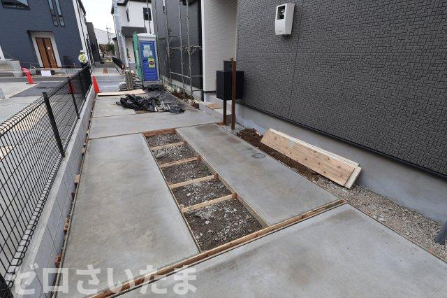 《仲介手数料無料》北区今羽町422-1新築一戸建てグラファーレの駐車場