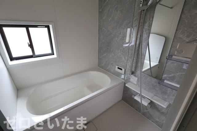 《仲介手数料無料》北区今羽町422-1新築一戸建てグラファーレの浴室