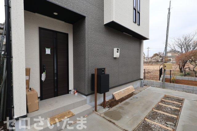 《仲介手数料無料》北区今羽町422-1新築一戸建てグラファーレの玄関