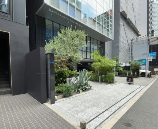 瓦町スクエアビルの外観