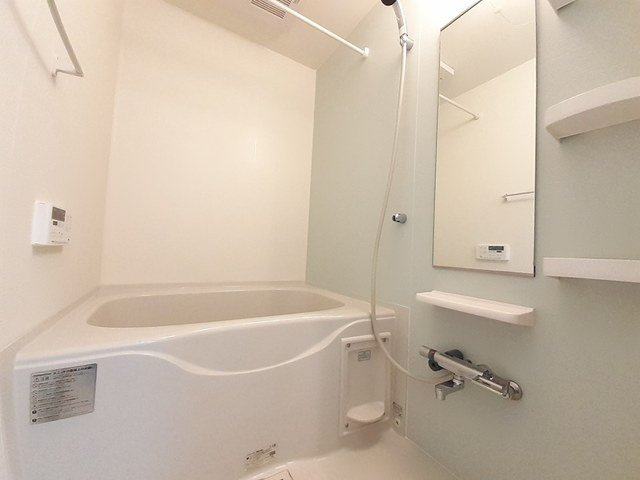 Ａｄｏｎｅ　Ｂ（アドーネ）の浴室