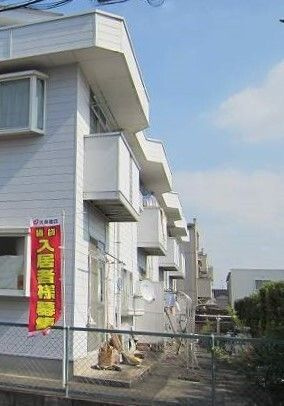 リバーサイド８００のバルコニー|お洗濯にも便利なバルコニー付き