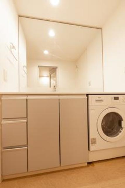 ル・シヤージュ神宮前の洗面所|※写真は同タイプ住戸です。