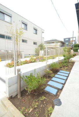 【庭】 | Ｊ Ｗｉｎｇ Ｅａｓｔ