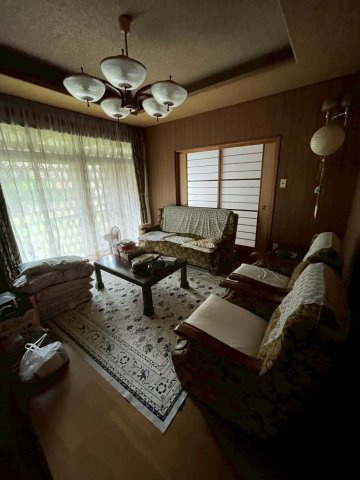 大生院　戸建ての洋室