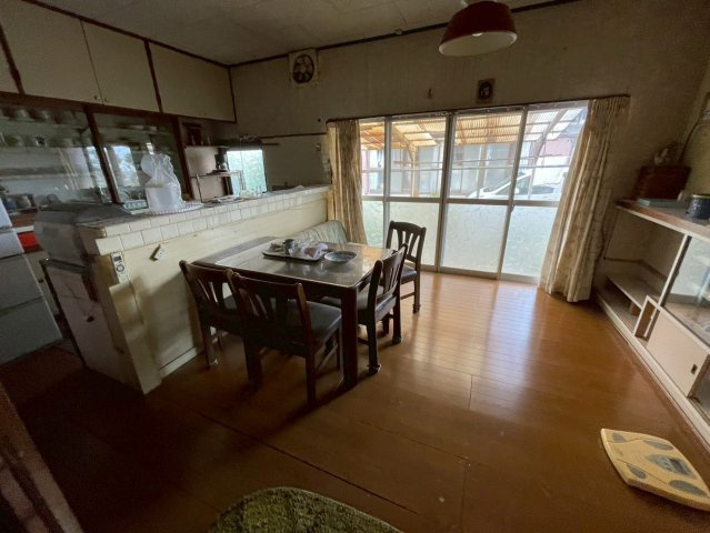 大生院　戸建ての居間・リビング