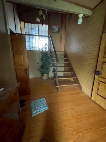 大生院　戸建ての玄関