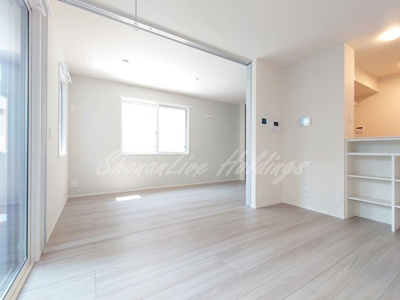 【居間・リビング】 | 渚