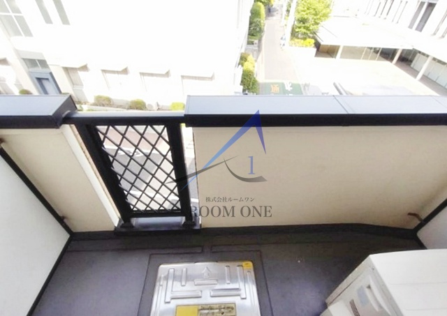 本田ビルのバルコニー|バルコニーです。