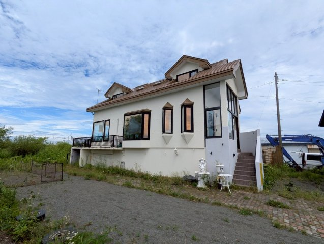 釧路町中央4丁目　中古住宅（店舗併用可）の外観