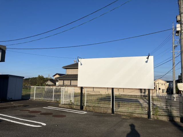 岩滑西町4丁目借地の駐車場