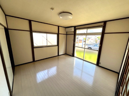 サンハイツの居間・リビング