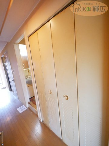 サンシティ本荘壱番館　2階の収納