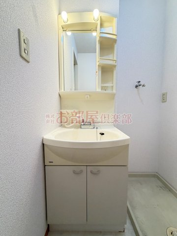 セジュールよあけの洗面所|脱衣スペースもあります