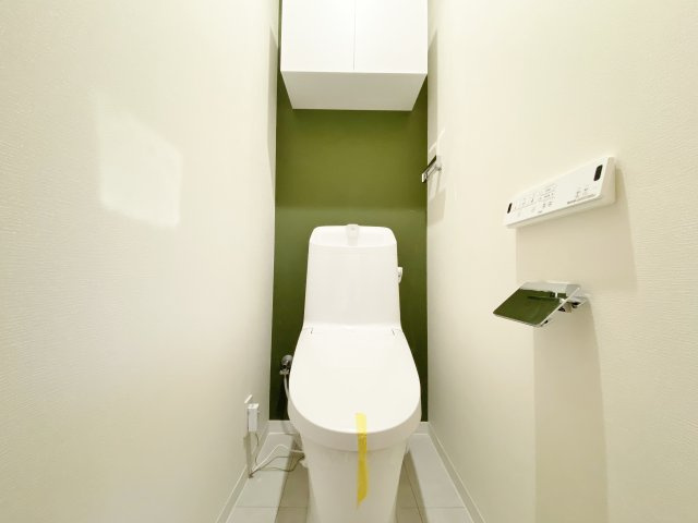 練馬区西大泉1丁目のトイレ|トイレは新規交換済みです
各階に設置しているので忙しい朝にも便利です
