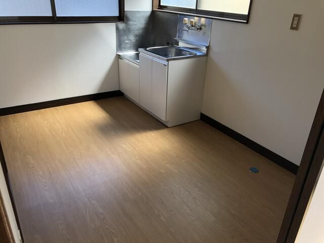 コーポ高山の居間・リビング