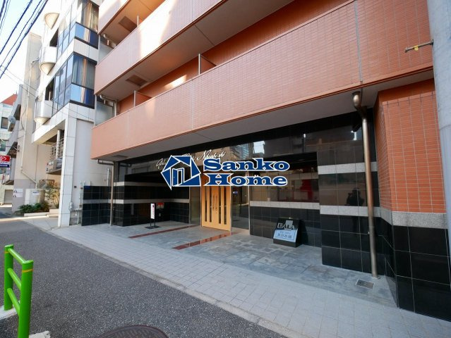 ガラ・シティ東日本橋のエントランス