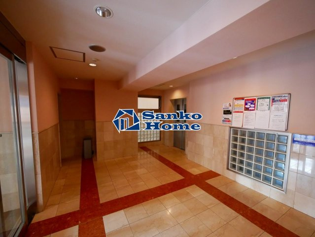 ガラ・シティ東日本橋のロビー