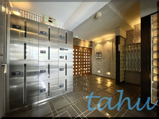 練馬区旭丘１丁目の賃貸マンションのエントランス