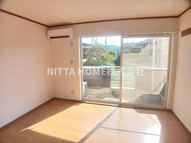 リーバイバーの洋室|独立した６帖の洋室は寝室にも良いですね！