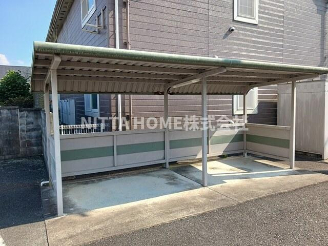 リーバイバーのその他|屋根付きの駐輪場は無料で使用ＯＫ◇