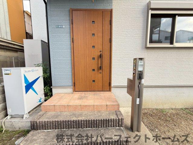 楠根南町中古戸建の玄関|毎日通る玄関はこちらです