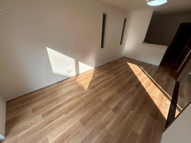 メゾンド・メルヴェーユ須磨の居間・リビング