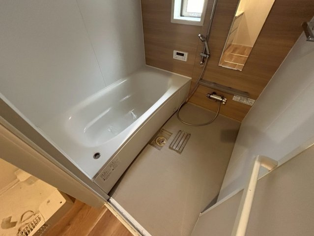 メゾンド・メルヴェーユ須磨の浴室