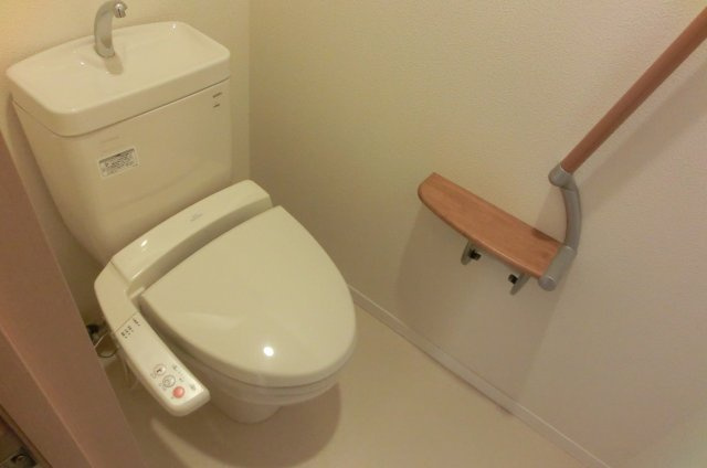 IKメゾンB棟のトイレ