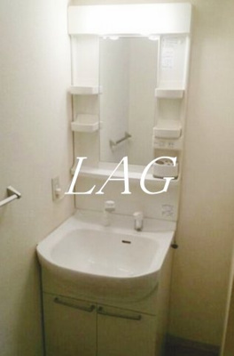 【独立洗面台】 | シャングリラ | 独立洗面台です。