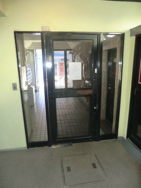 メゾン・ド・六甲パートⅢのロビー