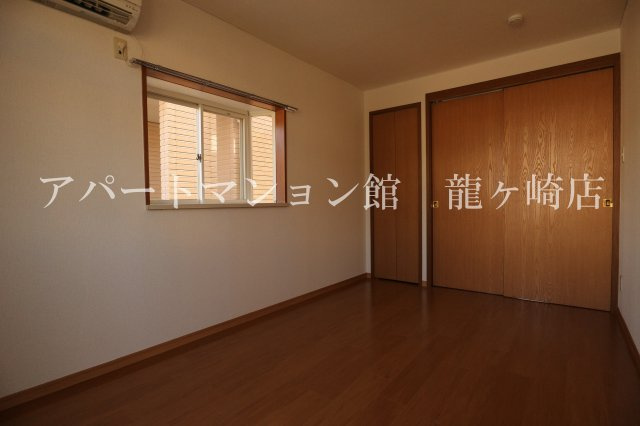 サンライズメグミBの洋室