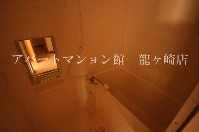 サンライズメグミBの浴室