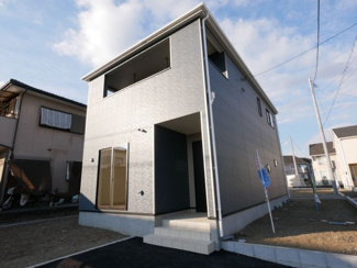 【外観】 | 建物完成済み　シンプルモダンな外観です。