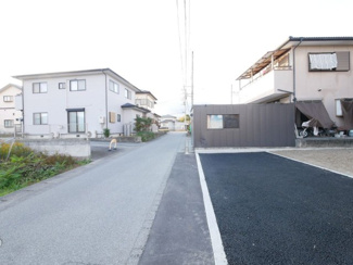 【前面道路含む現地写真】 | 南側道路