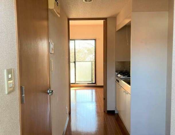 コムネット東府中の玄関