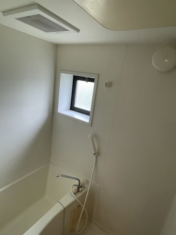 コムネット東府中の浴室