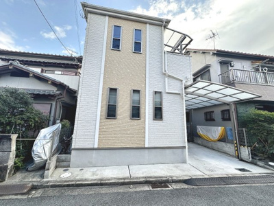 【外観】 | 真福寺　中古一戸建 | 【閑静な住宅地でのびのび子育て】閑静な住宅地で子育て家族にピッタリ。毎日のお散歩も快適な緑に恵まれたエリアです。