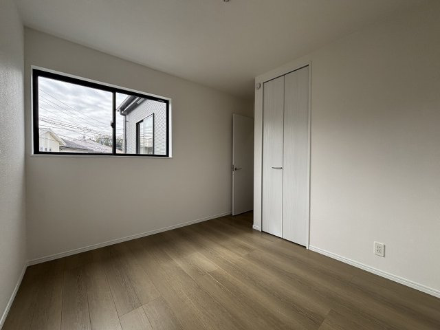 小牧市大字岩崎　新築戸建の洋室|各居室にCL付き！