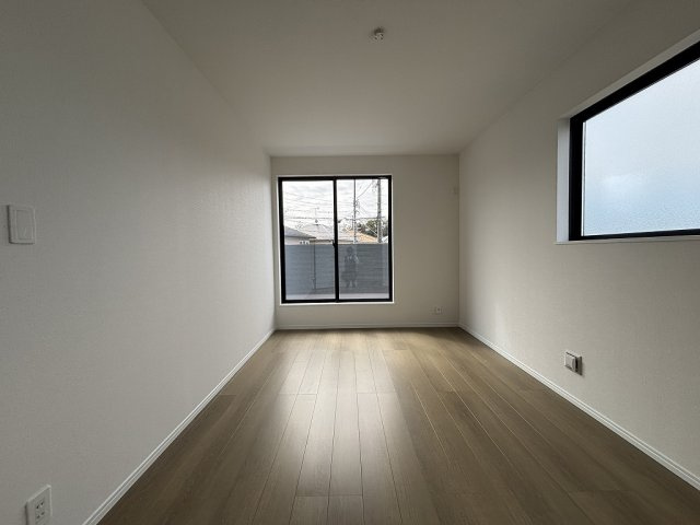 小牧市大字岩崎　新築戸建の洋室|主寝室です！