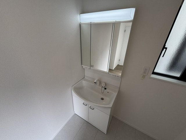 小牧市大字岩崎　新築戸建の独立洗面台|独立洗面台で身支度をすべて済ませてしまいましょう