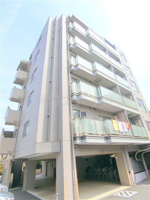 ラ・ヴィータ35の外観|2013年2月築　RC鉄筋コンクリート造地上6階建て1LDK～2LDK総戸数36戸の賃貸マンション　東京都大田区萩中2丁目　京急空港線糀谷駅の商店街も近くです！